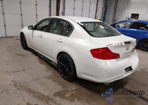 2010 Infiniti G37 Journey из США, поврежденный, VIN JN1CV6AP1AM403169